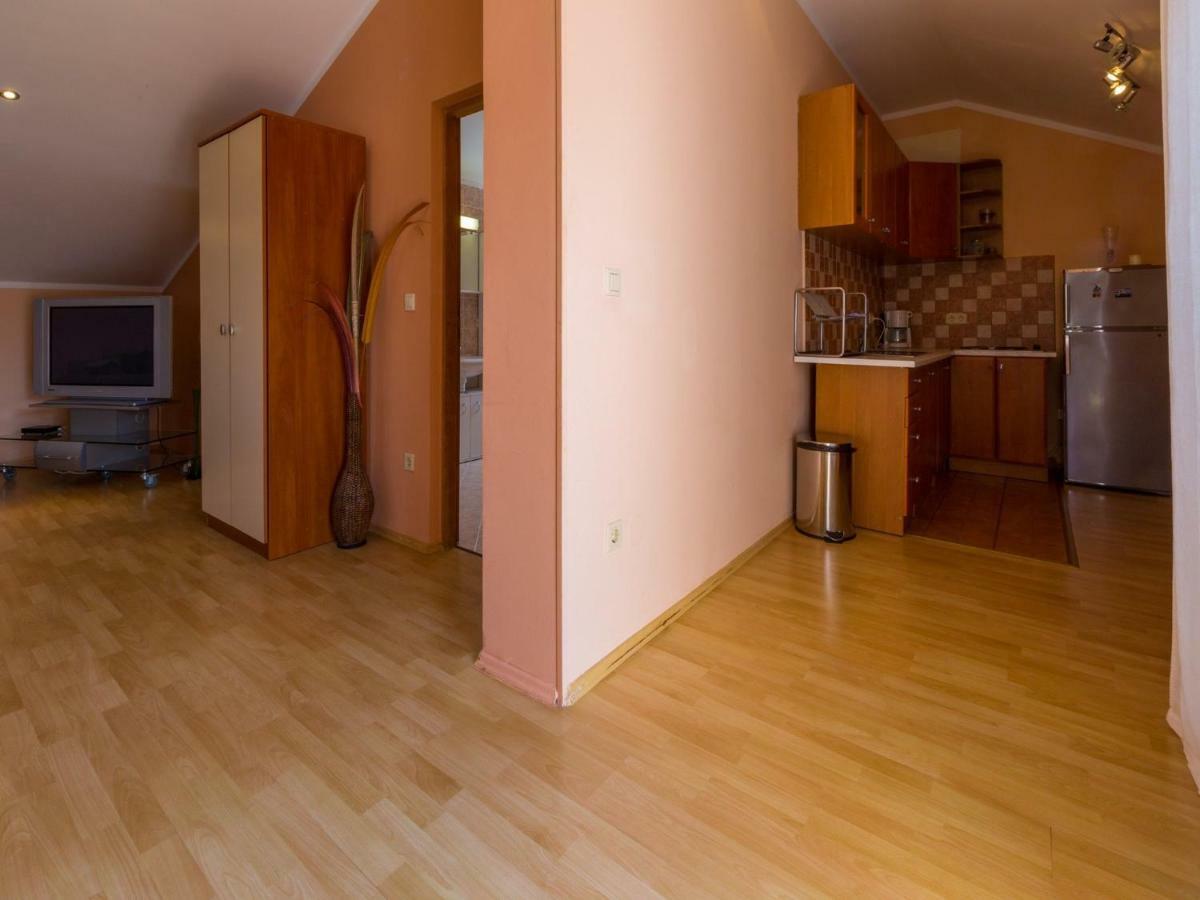 Apartments Alin Dramalj Luaran gambar