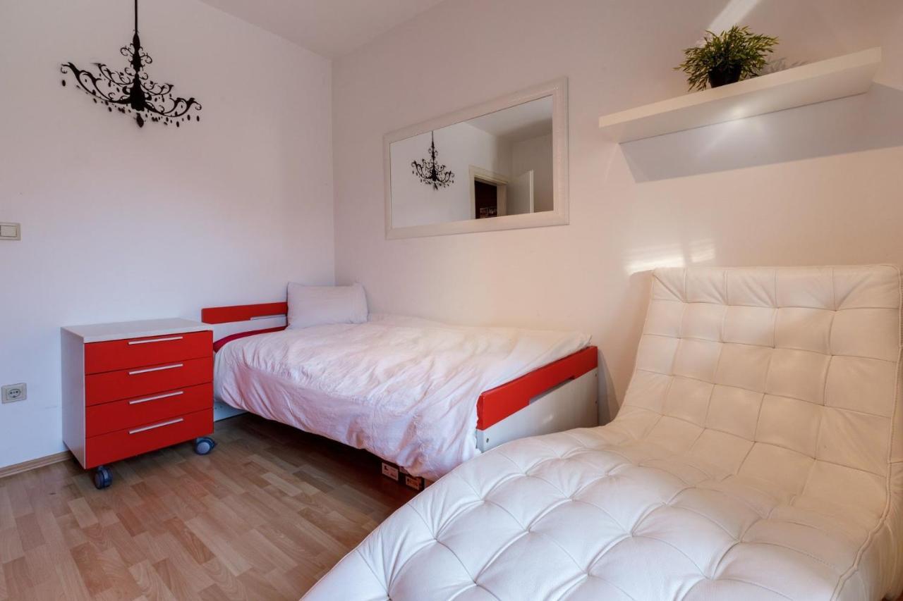 Apartments Alin Dramalj Luaran gambar